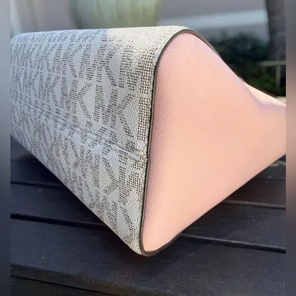 Michael Kors Ciara Satchel - Picture 6 of 13